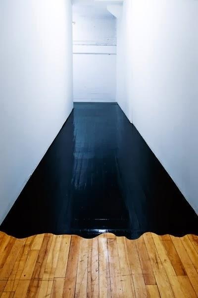 A splash of BLACK A splash of BLACK