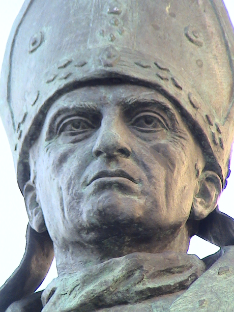 Alfonso Carrillo, arzobispo, político y alquimista