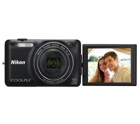 Nikon Coolpix S6600 pantalla