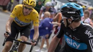 500899-bradley-wiggins-and-chris-froome