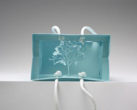 Yuken Teruya y su fantástica propuesta de árboles en bolsas