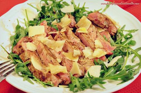 Tagliata de ternera con rúcula, parmesano y vinagre balsámico de Modena ~ segundos recetas  ~ IMG 8656m