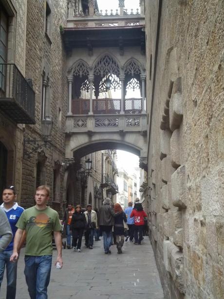 BARCELONA, LA TERCERA CUIDAD DEL MUNDO, MÁS FOTOGRAFIADA...19-01-2014...!!!