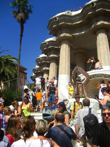 BARCELONA, LA TERCERA CUIDAD DEL MUNDO, MÁS FOTOGRAFIADA...19-01-2014...!!!