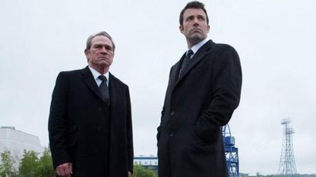 Ben Affleck y Tommy Lee Jones en The company men