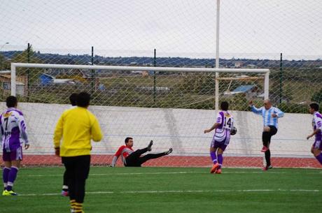 JORNADA DOMINICAL DE FÚTBOL EN EL ESTADIO MUNICIPAL DE NATALES