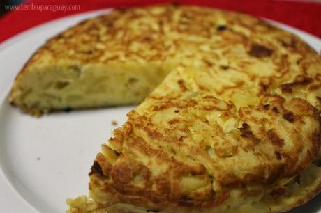 Tortilla española con cebolla