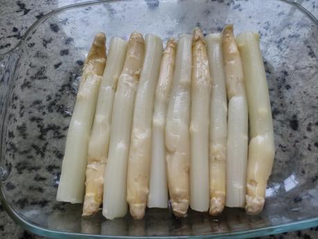 Espárragos albardados