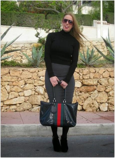 Top Crop y Falda Lápiz