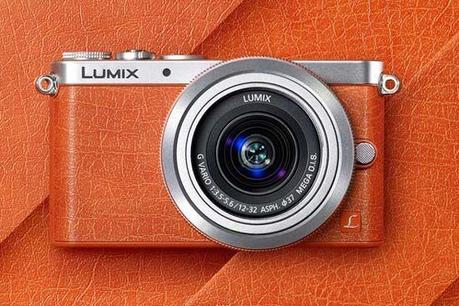 Panasonic Lumix DMC-GM1 frontal naranja