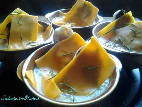 SOPA DE CEBOLLA Y PUERRO A LA INGLESA