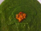 Crema espinacas puerros chips zanahorias