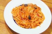Espaguetis a la putanesca