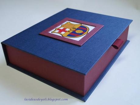 Cajas del Athletic Club y Barça.