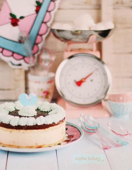 Una tarta para San Valentín: CHARLOTA GIJONESA