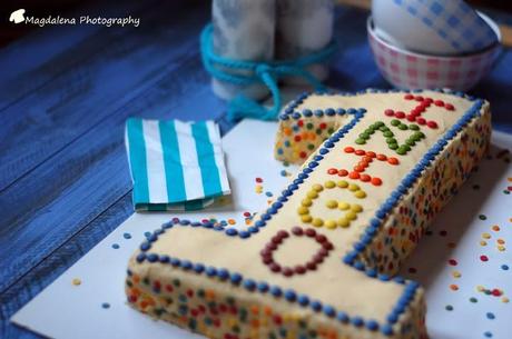 TARTA CUMPLEAÑOS INFANTIL 1 AÑO - BAÑO CHOCOLATE BLANCO