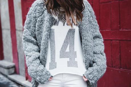 Cozy Cardigan Cozy_Cardigan-Girissima-White_Outfit-Winter-Street_Style-Collage_Vintage-45