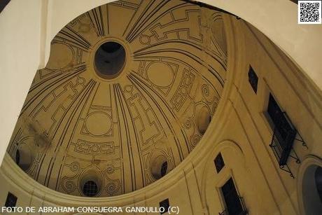 TorreCÚPULAlcalá: Reportaje fotográfico de la gran cúpula ovalada del bello Monasterio Convento Cisterciense de San Bernardo o Vulgo de las Bernardas de la Ciudad de Alcalá de Henares.