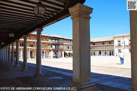 NOsóloTURISTAlcalá: Bella muestra de arquitectura popular castellana en la Plaza Mayor de Tembleque (Toledo/Castilla-La Mancha).