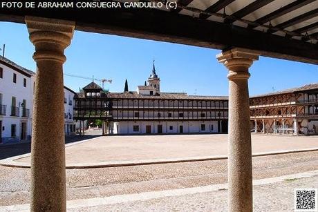 NOsóloTURISTAlcalá: Bella muestra de arquitectura popular castellana en la Plaza Mayor de Tembleque (Toledo/Castilla-La Mancha).