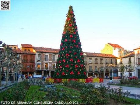 NAVIDEÑAlcalá: Navidad en la Plaza de Cervantes de la Ciudad de Alcalá de Henares... Feliz Nochebuena y Feliz Navidad a tod@s!!!!