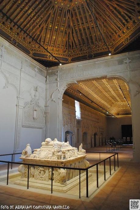 CISNERIANAlcalá: EL SUEÑO DE CISNEROS. Ineludible visita a la recién restaurada Capilla de San Ildefonso y a su exposición sobre la Biblia Políglota Complutense en la antesala de su V Centenario 1514/2014. Además, la Universidad de Alcalá UAH acaba de ...