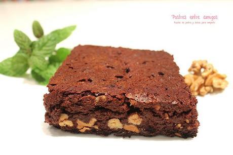 Brownie de chocolate con nueces