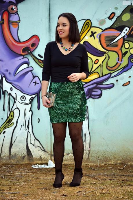 Outfit | Green sequins