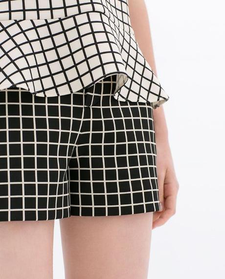 Imagen 6 de SHORT ESTAMPADO CUADROS de Zara