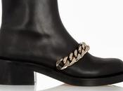 Chained boots, cómpratelas.
