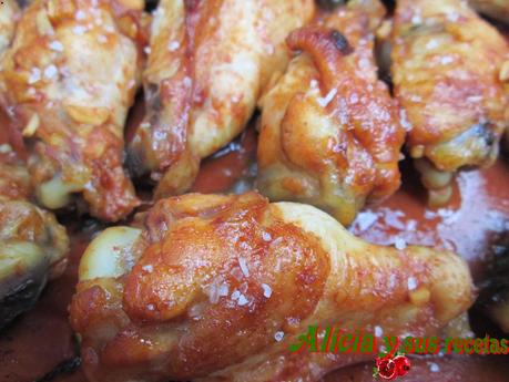 ALITAS DE POLLO EN SALSA BARBACOA