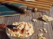 Scotch baps (panecillos ingleses) mantequilla romero tomates secos