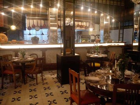 toto-restaurante-cocina-comedor-decoracion