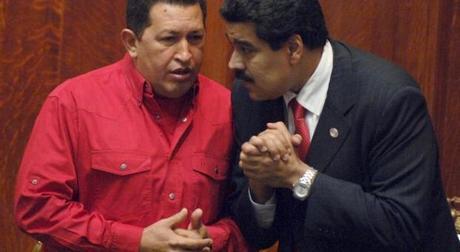 Maduro compara a Chávez con el Papa Francisco!