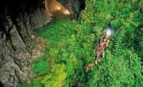 La gigantesca belleza de la cueva Son Doong