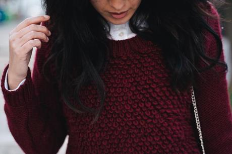 BURGUNDY KNIT