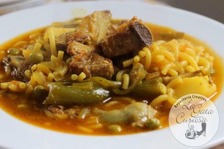 FIDEOS CON COSTILLEJAS (COSTILLA)