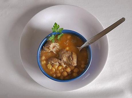 Garbanzos con costillas