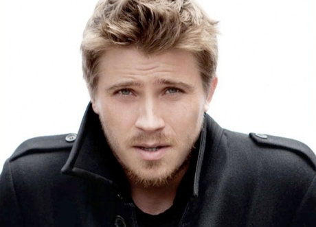 Garret Hedlund será Garfio en 'Pan'