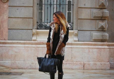 LBD & Chaleco Pelo & Hunter Boots