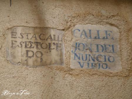 Azulejos y Placas de las calles de Toledo