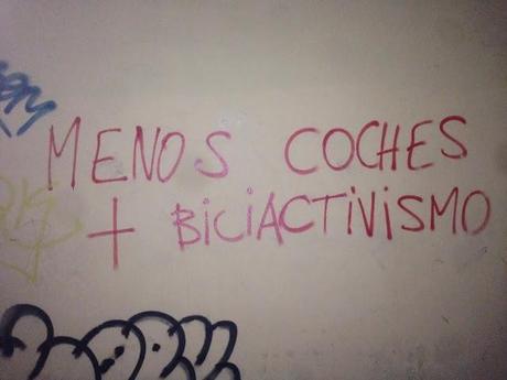 MENOS COCHES, MÁS BICIACTIVISMO