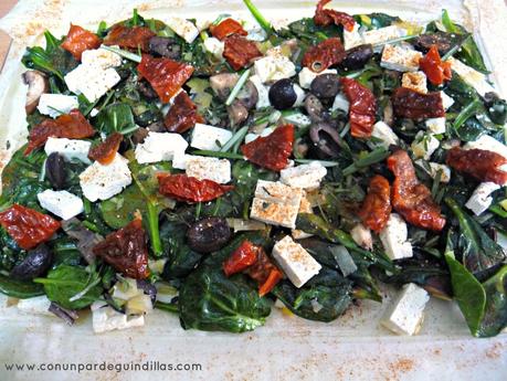 Pasta filo con espinacas y queso feta