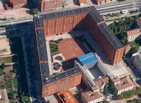 La revolución comienza en Gamonal: “Nos robaron hasta el miedo”.