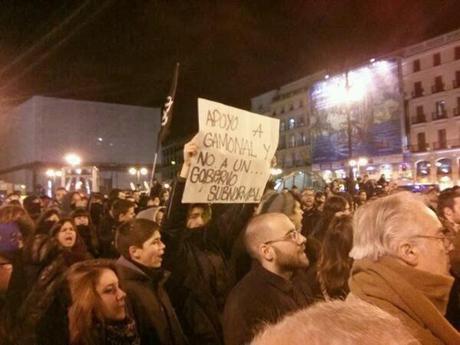 La revolución comienza en Gamonal: “Nos robaron hasta el miedo”.