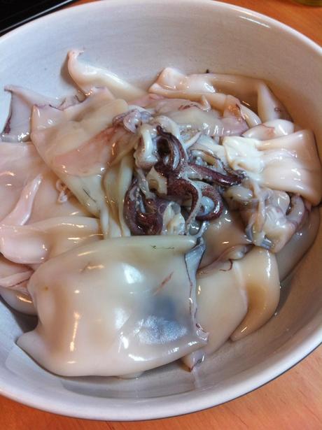 Chipirones En Su Tinta Con Arroz Blanco