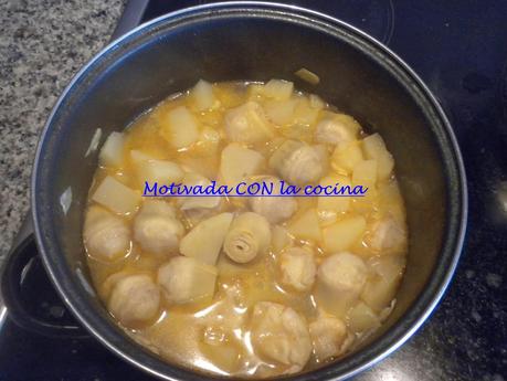 PATATAS CON ALCACHOFAS