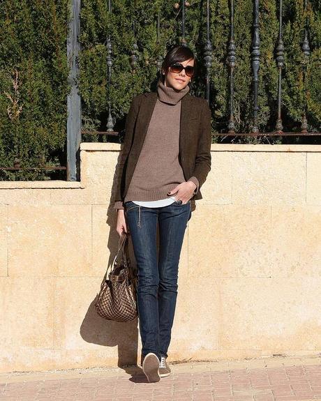 Blazer + Sneakers Blazer + Sneakers