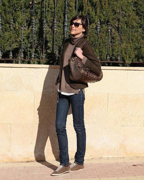 Blazer + Sneakers Blazer + Sneakers