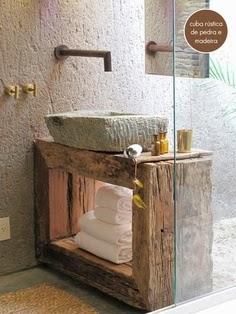 Una piedra en el baño